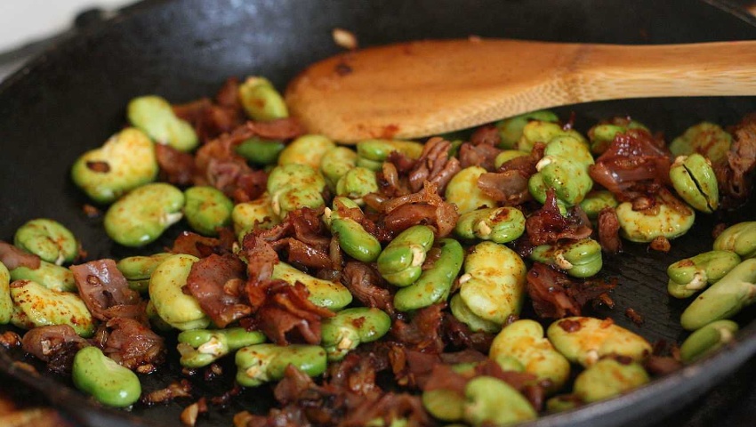 habas con jamón