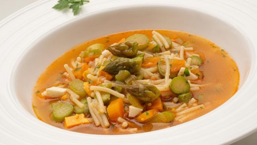 sopa de esparragos